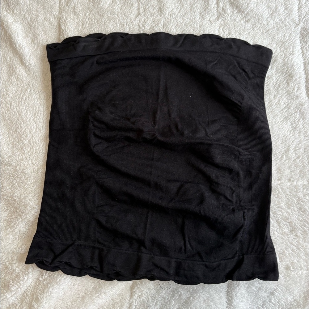 SCALLOPED EDGE TUBE TOP